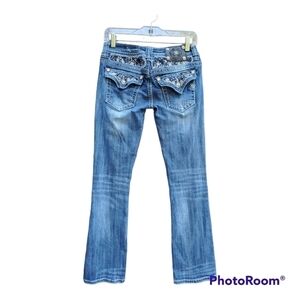 Miss Me Boot Jean 27 rhinestones and studs very sparkly